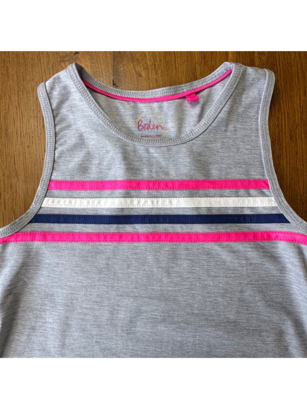 MINI BODEN Athletic Racer Back Tank Top Girls 9-10 140 Grey Muscle Summer Shirt - Picture 3 of 8